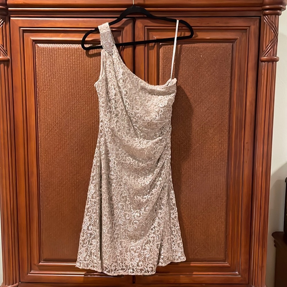 EUC - Calvin Klein one shoulder cocktail dress